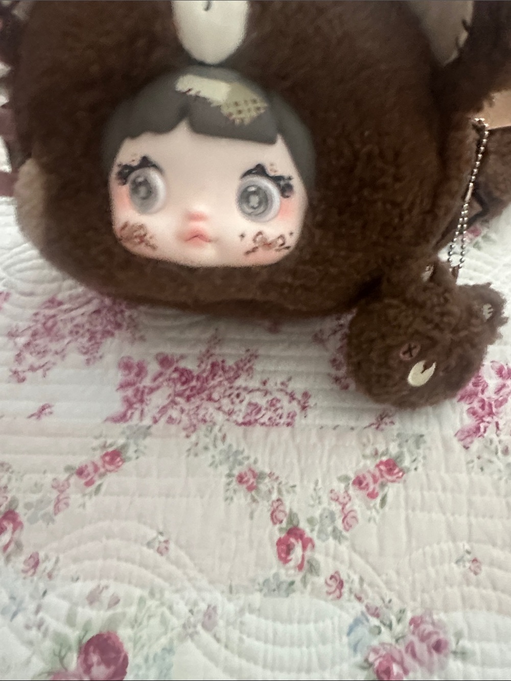 Plush Brown Bear Crossbody Bag with Doll Face Nommi - Picture 4 of 4